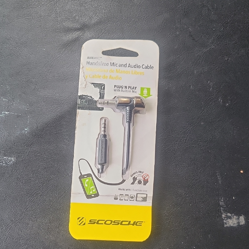 Scosche AUXMIC Handsfree Mic and Audio Cable